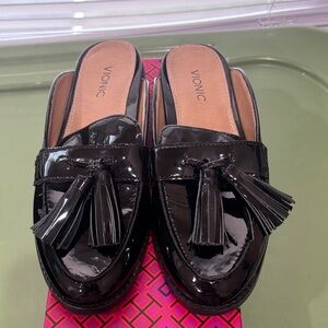 Vionic Black Patent Leather Mules with Tassels size 6